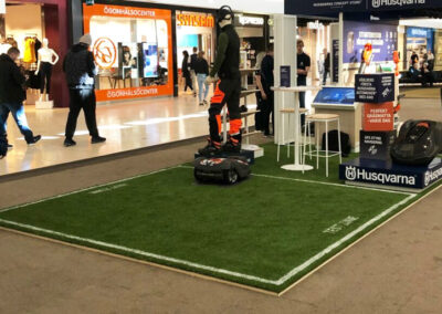 Husqvarnas popup store i Täby Centrum