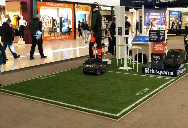 Husqvarnas popup store i Täby Centrum